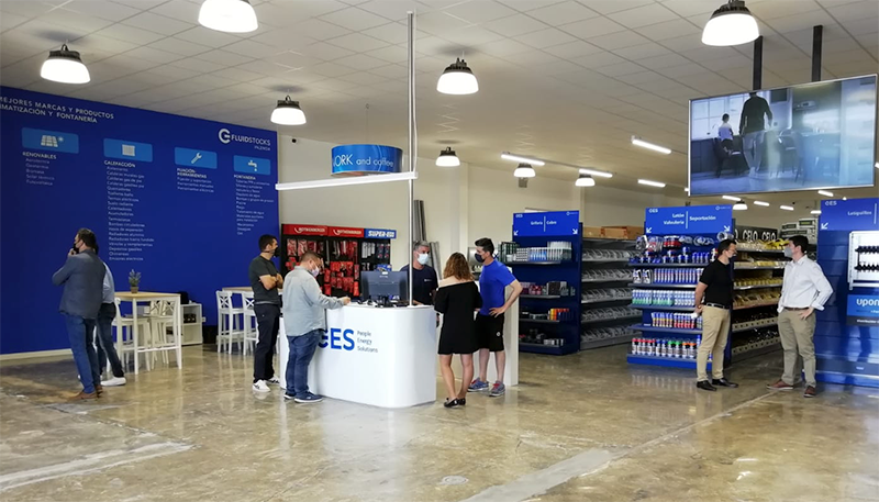 GES Otro gran éxito de inauguración ayer 20 de Mayo con la apertura del nuevo punto de venta Fluid Stocks Valencia 