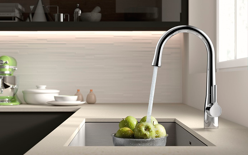 TRES Grifería, comodidad y ahorro de agua en la cocina con los nuevos grifos con sensor 