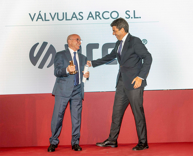 VÁLVULAS ARCO RECONOCIDA POR SU EXCELENCIA EMPRESARIAL EN LOS PREMIOS FEMEVAL 2